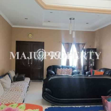 For Sale! Premium House LT 237m2 Desain Elegan di Cibubur For Sale! Premium House LT 237m2 Desain Elegan di Cibubur