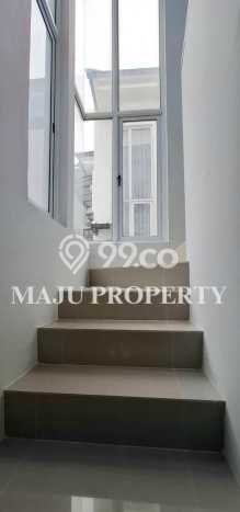 Rumah Minimalis 3 Kamar LT 144m2 di Kota Wisata Rumah Minimalis 3 Kamar LT 144m2 di Kota Wisata