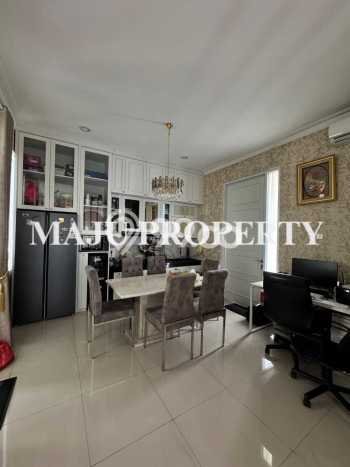Rumah Luxury Modern Tanpa Renovasi di Cibubur Bekasi Rumah Luxury Modern Tanpa Renovasi di Cibubur Bekasi