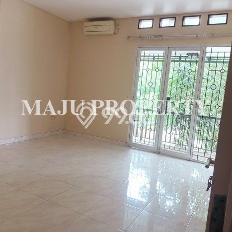 Dijual Rumah Premium dengan Fasilitas Sekitar Lengkap di Jatisampurna, Bekasi Dijual Rumah Premium dengan Fasilitas Sekitar Lengkap di Jatisampurna, Bekasi
