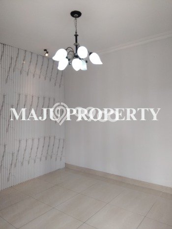 Rumah Minimalis 2 KT LT 136m2 di Kota Wisata Rumah Minimalis 2 KT LT 136m2 di Kota Wisata