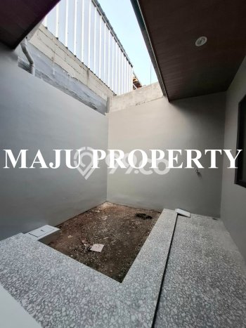 Jual Rumah Eksklusif 3 KT di Kota Wisata, Jakarta Timur Jual Rumah Eksklusif 3 KT di Kota Wisata, Jakarta Timur