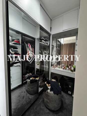 Rumah Luxury Modern Tanpa Renovasi di Cibubur Bekasi Rumah Luxury Modern Tanpa Renovasi di Cibubur Bekasi