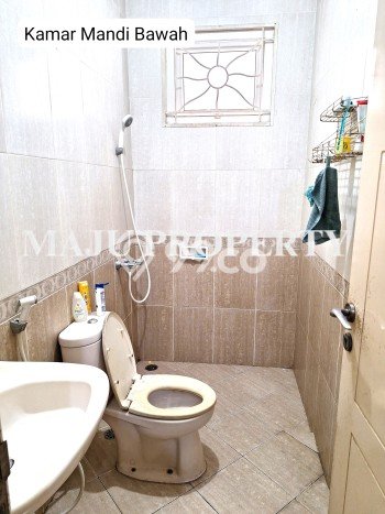 Jual Rumah Eksklusif 4 KT di Cibubur, Jakarta Timur Jual Rumah Eksklusif 4 KT di Cibubur, Jakarta Timur