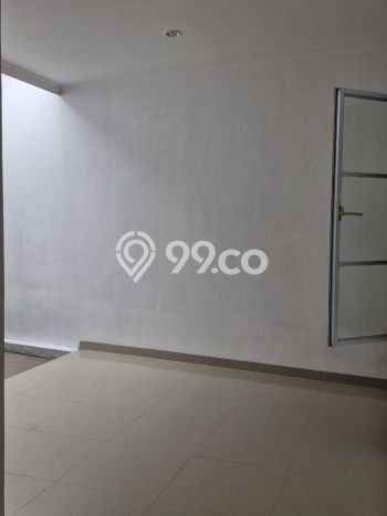 Rumah Strategis Narogong, Bekasi, LT 105m² LB 90m² Rumah Strategis Narogong, Bekasi, LT 105m² LB 90m²