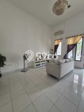 Rumah Minimalis 3 Kamar LT 136m2 di Legenda Wisata Rumah Minimalis 3 Kamar LT 136m2 di Legenda Wisata