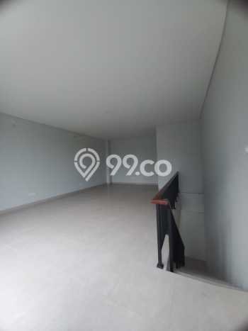 FOR RENT! Ruko di Kota Wisata Cocok untuk Bisnis 171m2 FOR RENT! Ruko di Kota Wisata Cocok untuk Bisnis 171m2