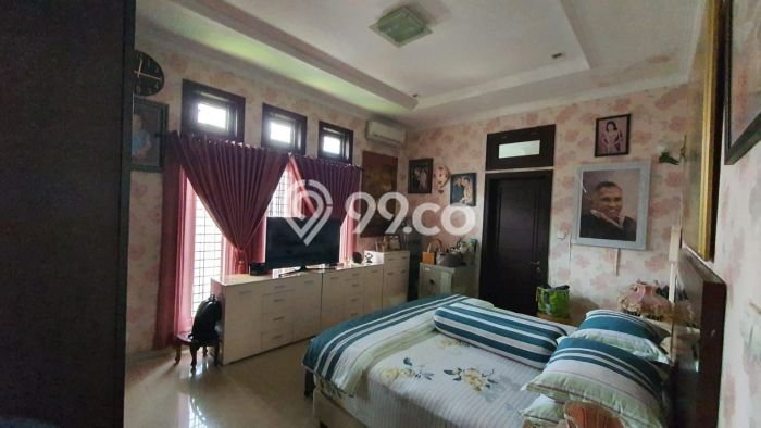 Rumah LT 347m2m² Dekat Tempat Strategis di , Bandung Rumah LT 347m2m² Dekat Tempat Strategis di , Bandung
