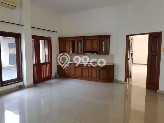 For Sale! Luxury House LT 1280m2 Desain Elegan di Pondok Indah For Sale! Luxury House LT 1280m2 Desain Elegan di Pondok Indah