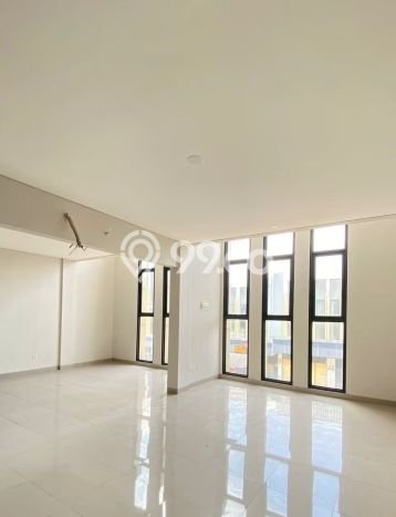 LOKASI STRATEGIS! Ruko Kawasan , Luas 230m2m², Jalan Strategis LOKASI STRATEGIS! Ruko Kawasan , Luas 230m2m², Jalan Strategis
