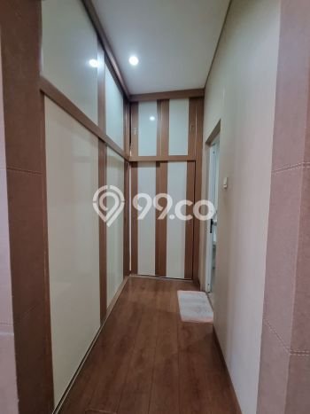 Rumah Mewah LB 420m2 Siap Pakai Desain Elegan di Kota Wisata, Jakarta Timur Rumah Mewah LB 420m2 Siap Pakai Desain Elegan di Kota Wisata, Jakarta Timur