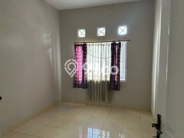 Sewa Rumah Murah di Ciangsana Bogor Punya 3 Kamar Tidur Sewa Rumah Murah di Ciangsana Bogor Punya 3 Kamar Tidur