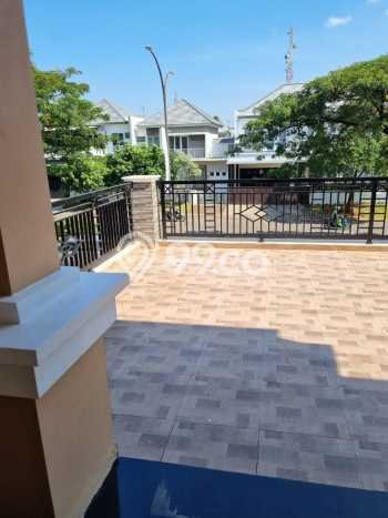 SPECIAL LISTING! Rumah area Kota Wisata, 5 KT, Dekat Fasilitas, LT 220m2m² Bangunan 330m2m² SPECIAL LISTING! Rumah area Kota Wisata, 5 KT, Dekat Fasilitas, LT 220m2m² Bangunan 330m2m²