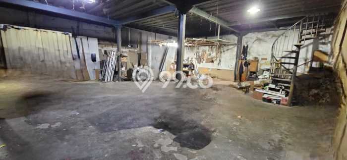 Gudang Dijual di Regol Bandung dengan LB 400m2 Gudang Dijual di Regol Bandung dengan LB 400m2