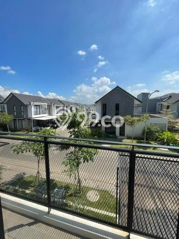 Rumah Elit LB 270m2 Siap Huni Desain Elegan di Kota Baru Parahyangan, Bandung Rumah Elit LB 270m2 Siap Huni Desain Elegan di Kota Baru Parahyangan, Bandung