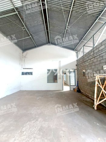 Gudang Disewa di Blimbing, Malang, LT 627m2 / LB 330m2 Gudang Disewa di Blimbing, Malang, LT 627m2 / LB 330m2