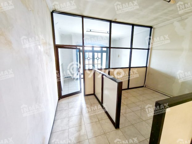Ruko Dijual Lokasi Emas di Singosari Luas 180m2 Ruko Dijual Lokasi Emas di Singosari Luas 180m2
