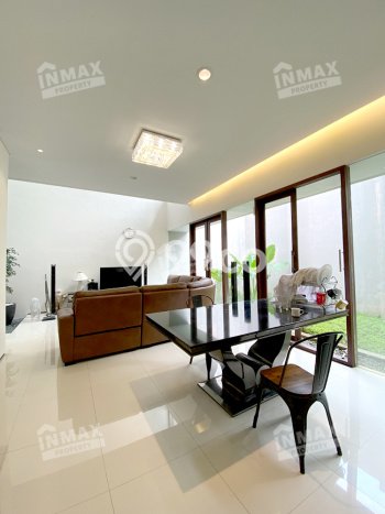 Disewakan Rumah Harga Terjangkau di Araya Malang Punya 5 KT Disewakan Rumah Harga Terjangkau di Araya Malang Punya 5 KT