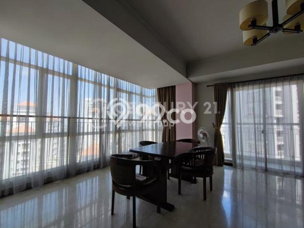 Hunian Apartemen High-Class untuk Dijual di Jakarta Barat dengan 3 BR & 3 Kamar Mandi Hunian Apartemen High-Class untuk Dijual di Jakarta Barat dengan 3 BR & 3 Kamar Mandi