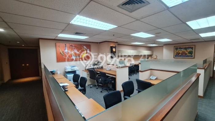 Kantor Disewa di Jakarta Selatan dengan LB 323m2 Area Komersial Ramai Kantor Disewa di Jakarta Selatan dengan LB 323m2 Area Komersial Ramai
