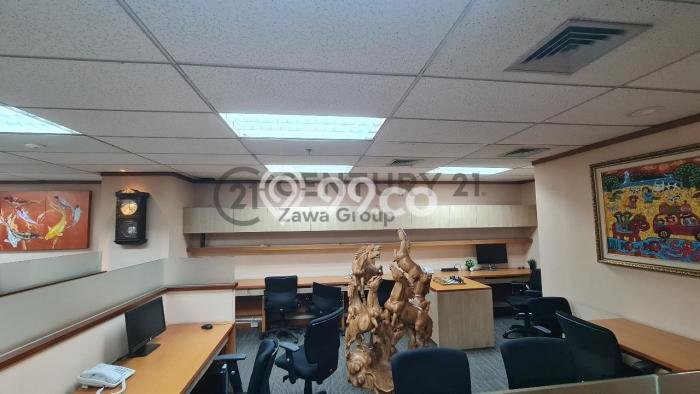Kantor Disewa di Jakarta Selatan dengan LB 323m2 Area Komersial Ramai Kantor Disewa di Jakarta Selatan dengan LB 323m2 Area Komersial Ramai