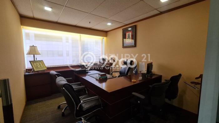 Kantor Disewa di Jakarta Selatan dengan LB 323m2 Area Komersial Ramai Kantor Disewa di Jakarta Selatan dengan LB 323m2 Area Komersial Ramai