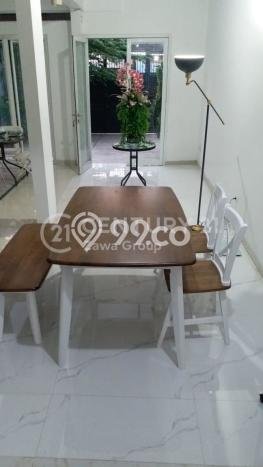 Ready to Use! Luxury House LT 110m2 Desain Modern di Kemanggisan Ready to Use! Luxury House LT 110m2 Desain Modern di Kemanggisan