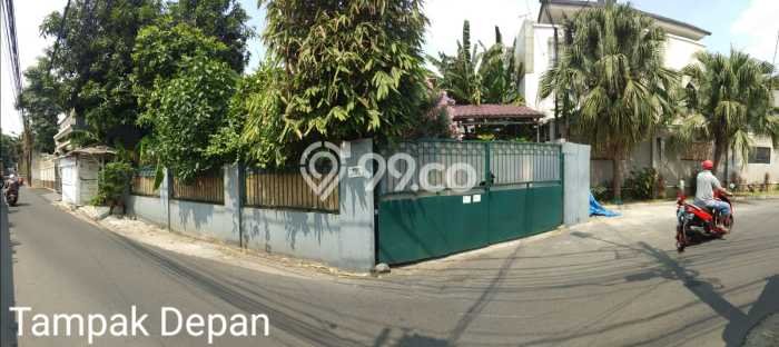 Ready to Use! Premium House LT 338m2 Desain Elegan di Cipete Ready to Use! Premium House LT 338m2 Desain Elegan di Cipete