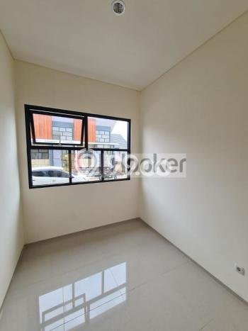 Jual Rumah Strategis Bagus Punya 1 KT di Cisauk Tangerang SHM Jual Rumah Strategis Bagus Punya 1 KT di Cisauk Tangerang SHM
