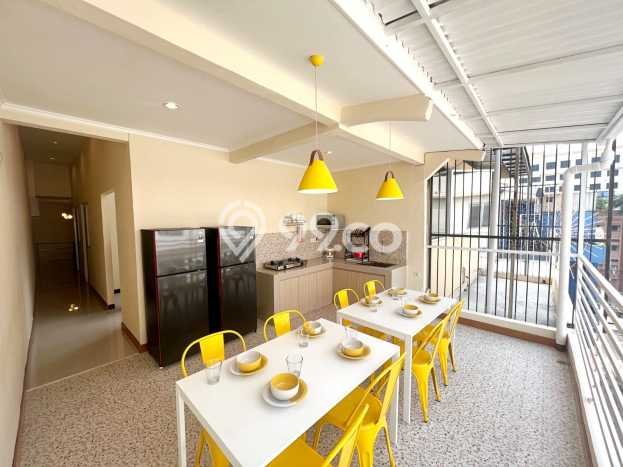Dijual Rumah Luas Megah Dengan View Cantik di Cideng, Jakarta Pusat Dijual Rumah Luas Megah Dengan View Cantik di Cideng, Jakarta Pusat