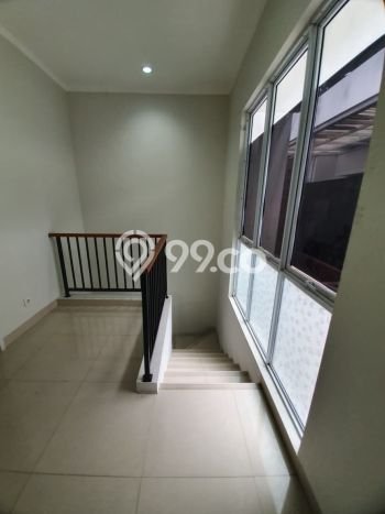 Rumah Minimalis 3 KT di Graha Raya Tangerang Selatan Semi Furnished Rumah Minimalis 3 KT di Graha Raya Tangerang Selatan Semi Furnished