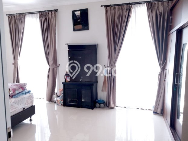 Dijual Rumah Mewah Megah Dengan View Cantik di Gading Serpong, Tangerang Dijual Rumah Mewah Megah Dengan View Cantik di Gading Serpong, Tangerang