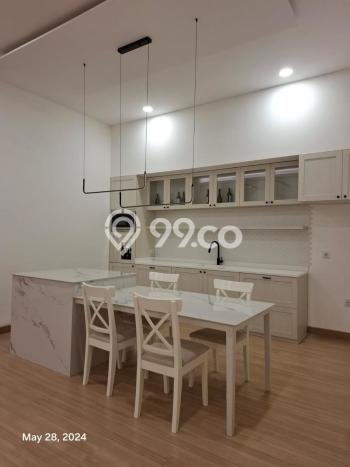 For Sale! Luxury House LT 200m2 Desain Modern di Alam Sutera For Sale! Luxury House LT 200m2 Desain Modern di Alam Sutera