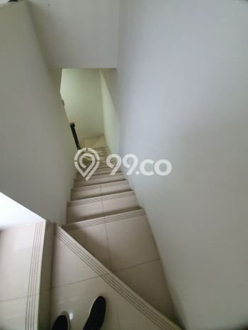 Rumah Minimalis 3 KT di Graha Raya Tangerang Selatan Semi Furnished Rumah Minimalis 3 KT di Graha Raya Tangerang Selatan Semi Furnished
