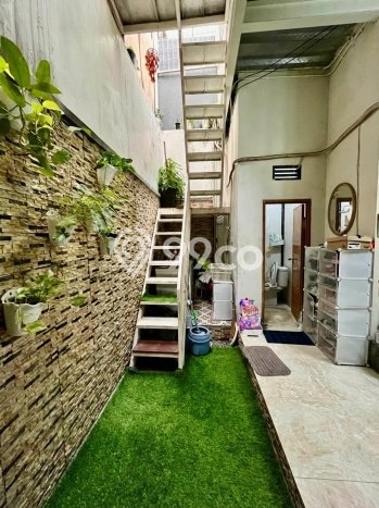Rumah Luas Asri 3 KT Siap Pakai di Graha Raya Tangerang Rumah Luas Asri 3 KT Siap Pakai di Graha Raya Tangerang