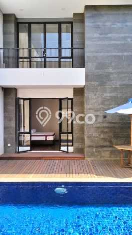 Hunian Elit LB 600m2 Siap Pakai Desain Elegan di Gading Serpong, Tangerang Hunian Elit LB 600m2 Siap Pakai Desain Elegan di Gading Serpong, Tangerang