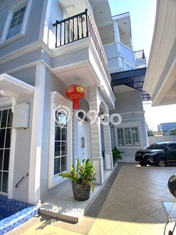 Ready to Use! Luxury House LT 290m2 Desain Modern di Taman Grisenda Ready to Use! Luxury House LT 290m2 Desain Modern di Taman Grisenda