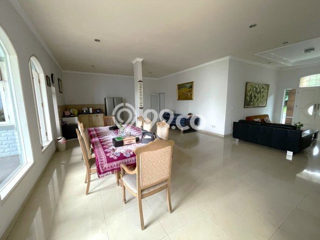 Rumah Luxury Modern Tanpa Renovasi di Alam Sutera Tangerang Rumah Luxury Modern Tanpa Renovasi di Alam Sutera Tangerang