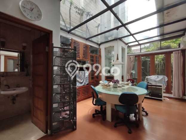 Hunian Elit LB 290m2 Siap Huni Desain Elegan di Cipete, Jakarta Selatan Hunian Elit LB 290m2 Siap Huni Desain Elegan di Cipete, Jakarta Selatan