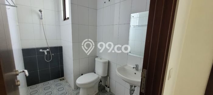 Siap Huni Rumah Mewah 3 Kamar di BSD Dekat ke Mana Saja Siap Huni Rumah Mewah 3 Kamar di BSD Dekat ke Mana Saja