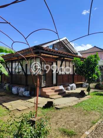 Jual Rumah Bagus Siap Huni LB 200m2 di Parongpong, Bandung Barat Jual Rumah Bagus Siap Huni LB 200m2 di Parongpong, Bandung Barat
