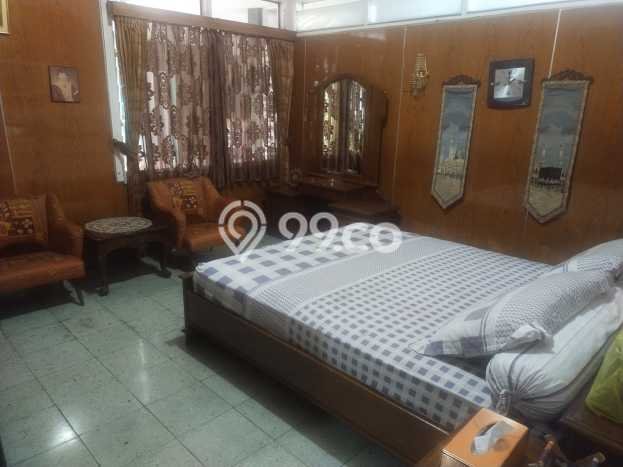 Ready to Use! Premium House LT 880m2 Desain Elegan di Supratman Ready to Use! Premium House LT 880m2 Desain Elegan di Supratman