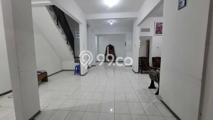 Rumah Strategis Modern Lb 160m2 di Cimahi Utara, Cimahi Rumah Strategis Modern Lb 160m2 di Cimahi Utara, Cimahi