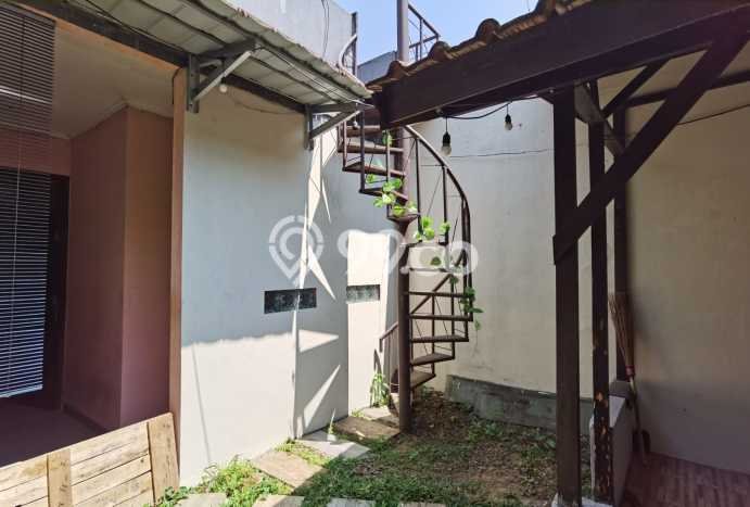 Jual Rumah Favorit Siap Huni LB 150m2 di Babakan Ciparay, Bandung Jual Rumah Favorit Siap Huni LB 150m2 di Babakan Ciparay, Bandung