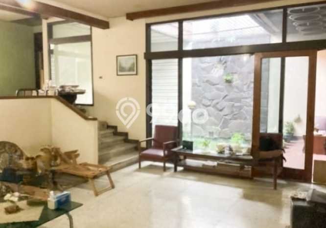 Rumah Mewah Siap Huni LT 420m2 di Coblong, Bandung Rumah Mewah Siap Huni LT 420m2 di Coblong, Bandung