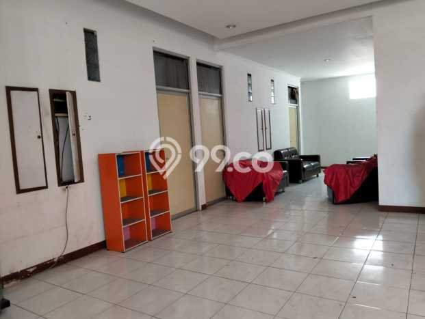 Area Ramai! Gudang Dijual di Babakan Ciparay untuk Bisnis Luas Bangunan 1300m2 Area Ramai! Gudang Dijual di Babakan Ciparay untuk Bisnis Luas Bangunan 1300m2
