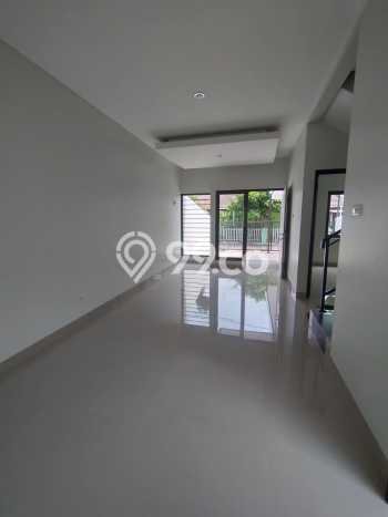 Unit Ruko Dijual di Bandung LT 107m2 & LB 97m2 Unit Ruko Dijual di Bandung LT 107m2 & LB 97m2