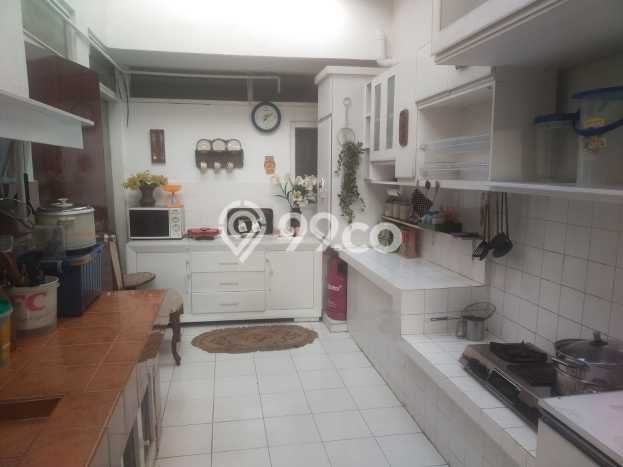 Ready to Use! Premium House LT 880m2 Desain Elegan di Supratman Ready to Use! Premium House LT 880m2 Desain Elegan di Supratman