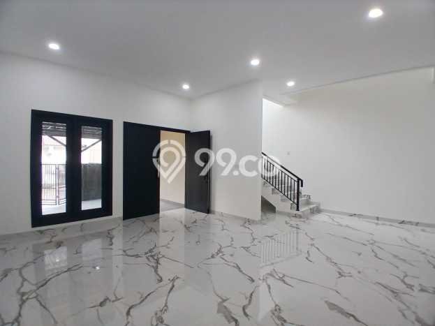Ready to Use! Luxury House LT 127m2 Desain Elegan di BSD Griya Loka Ready to Use! Luxury House LT 127m2 Desain Elegan di BSD Griya Loka
