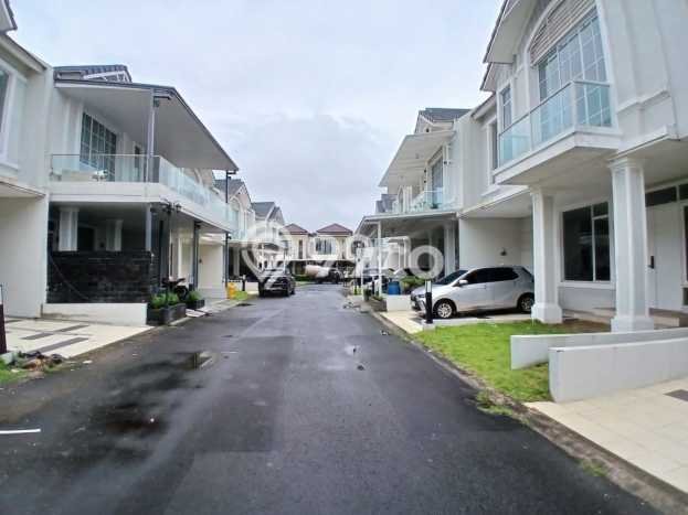 Rumah Strategis Minimalis Lb 132m2 di Sindang Jaya, Tangerang Rumah Strategis Minimalis Lb 132m2 di Sindang Jaya, Tangerang